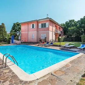  Apartment Il Quadrifoglio D4 By Wonderful Italy Italien